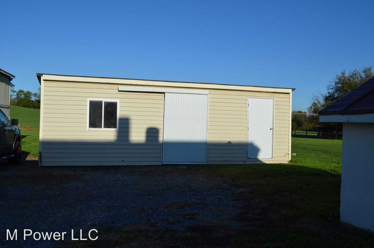 2512 Clover Hill Rd - Photo 2 of 12