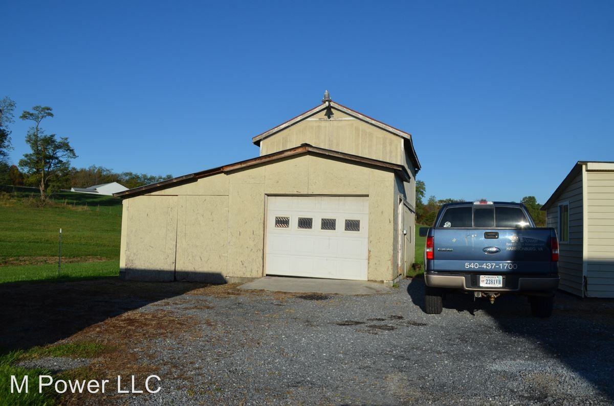 2512 Clover Hill Rd - Photo 3 of 12