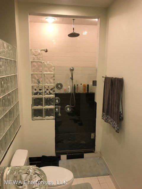 1006 Elmwood St - Photo 3 of 17