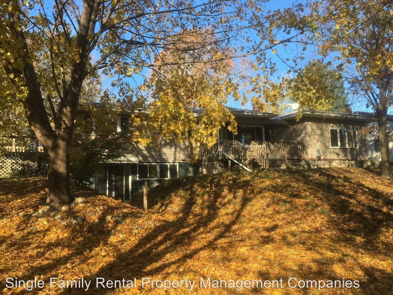 1172 S 11th St - Photo 2 of 16