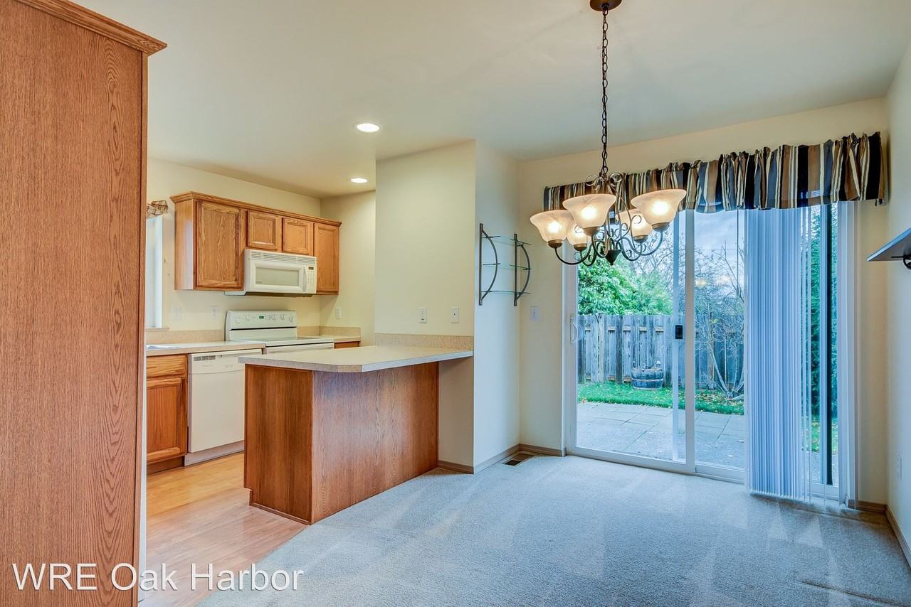 33rd St - Photo 2 of 19