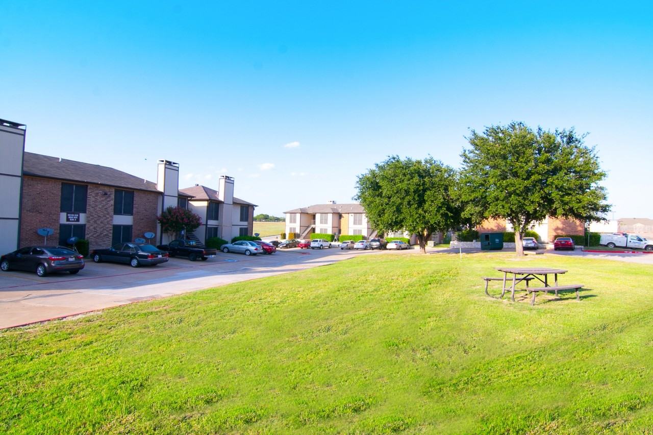 Westlake Gardens - Photo 2 of 11