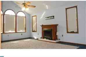 1014 Mantua Pike - Photo 3 of 10