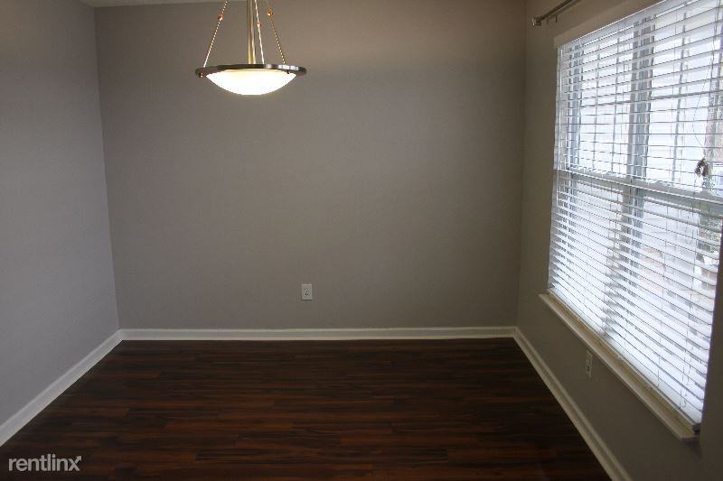 607 Shadow Glen Dr - Photo 3 of 8