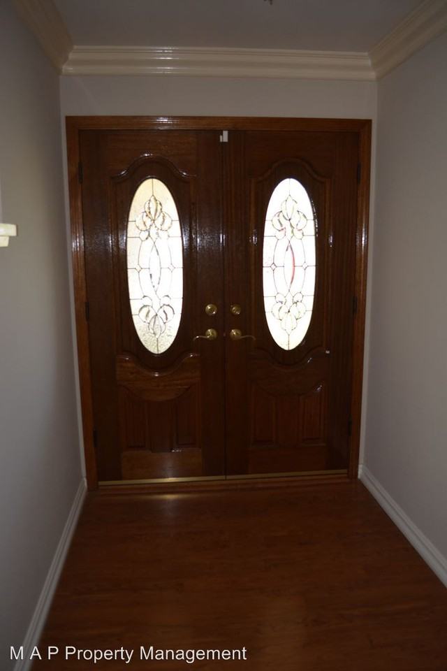 802 Dovey Ave - Photo 2 of 24