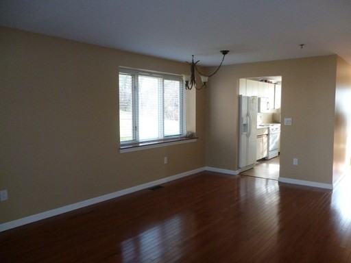 18 Willow Creek Dr - Photo 3 of 13
