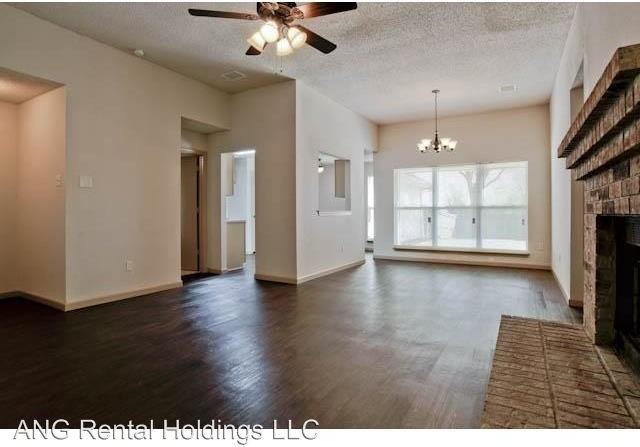 2221 Tangleridge Ln - Photo 3 of 5