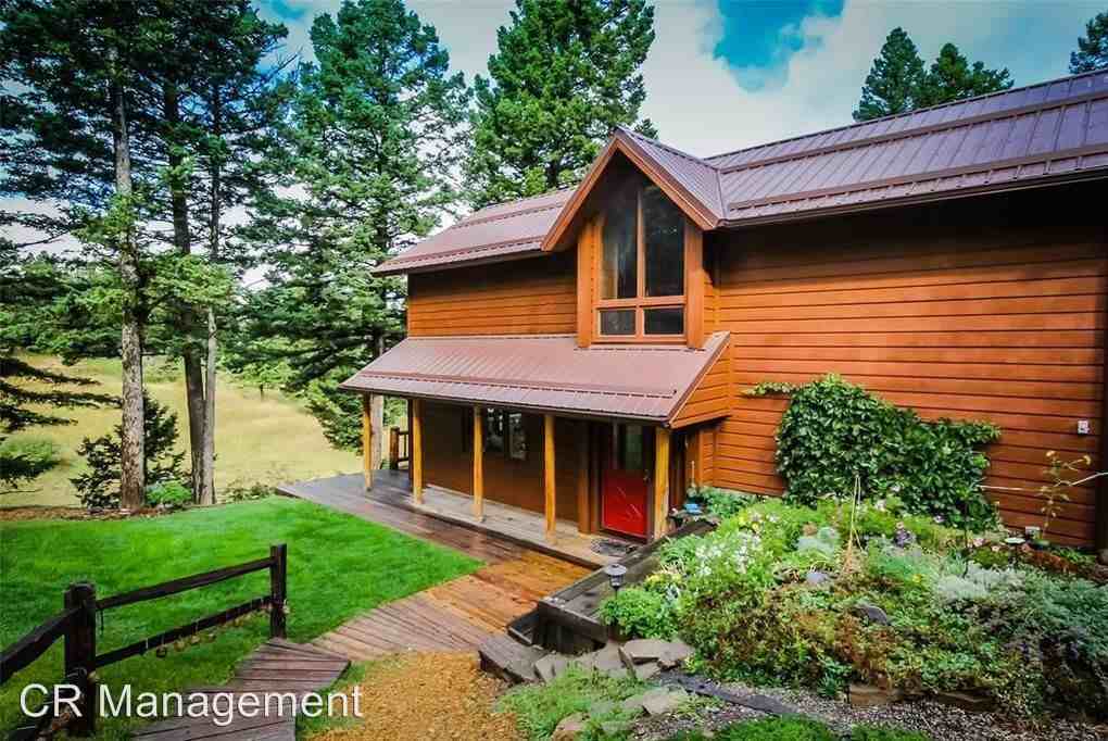 4713 Meadow Ln - Photo 2 of 23