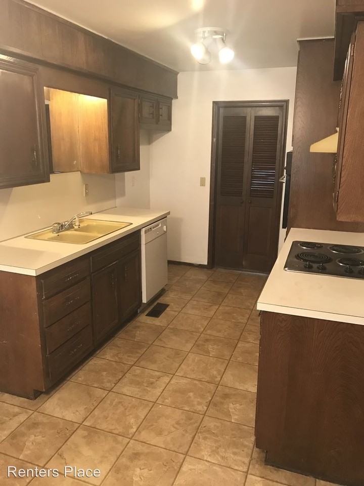 5210 S 74th E Ave - Photo 2 of 15