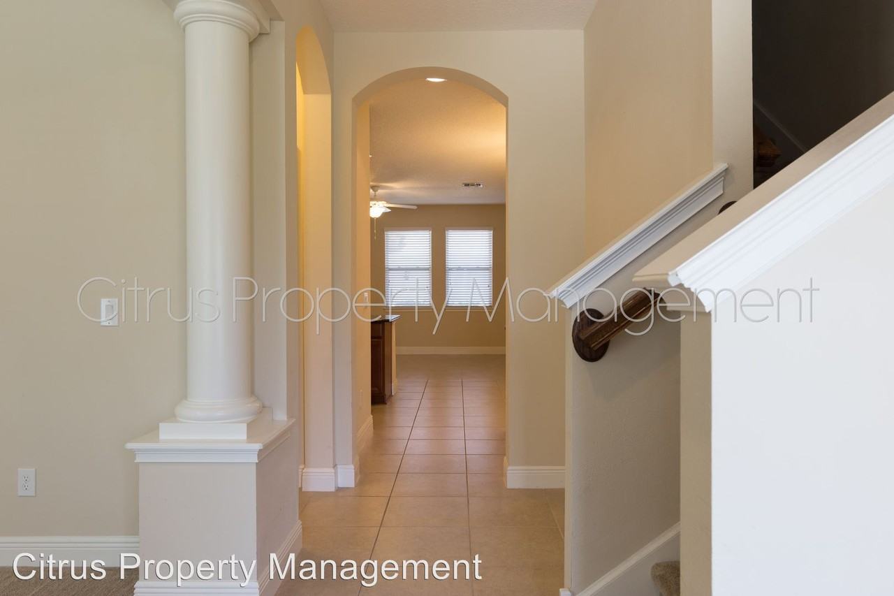 8627 Via Trieste Dr - Photo 3 of 30