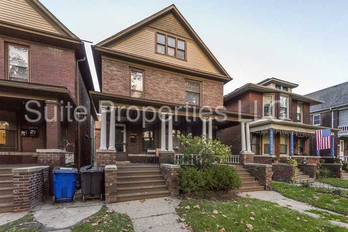 4862 Commonwealth St - Photo 2 of 13