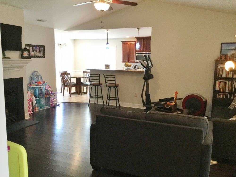 83 Preswick Dr - Photo 3 of 18