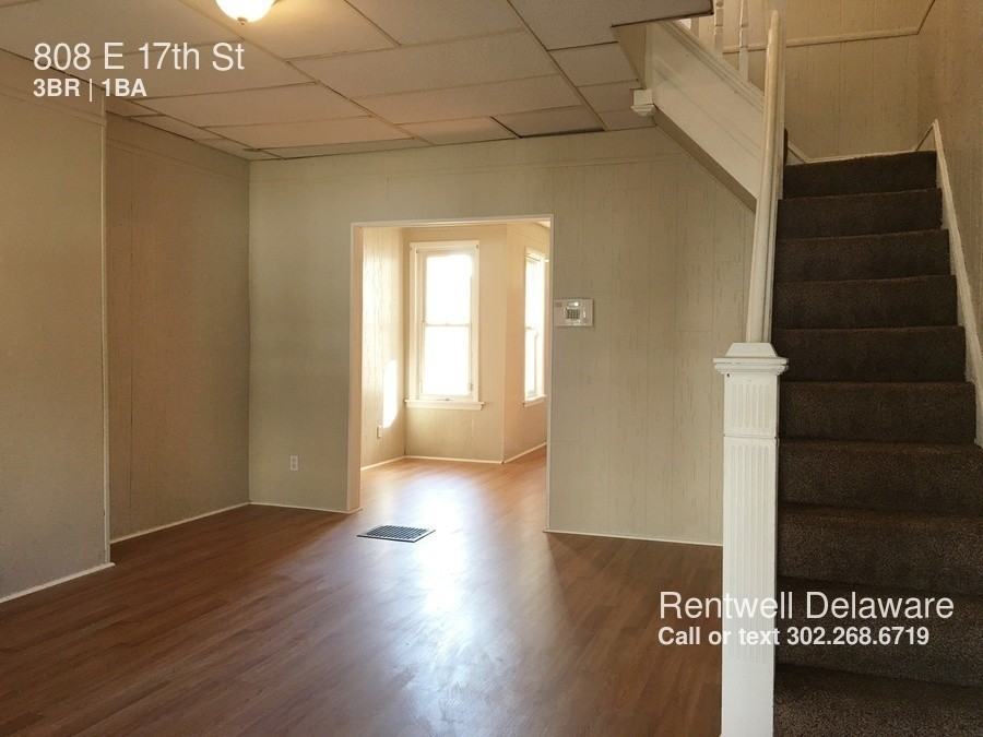 808 E 17th St - Photo 2 of 23