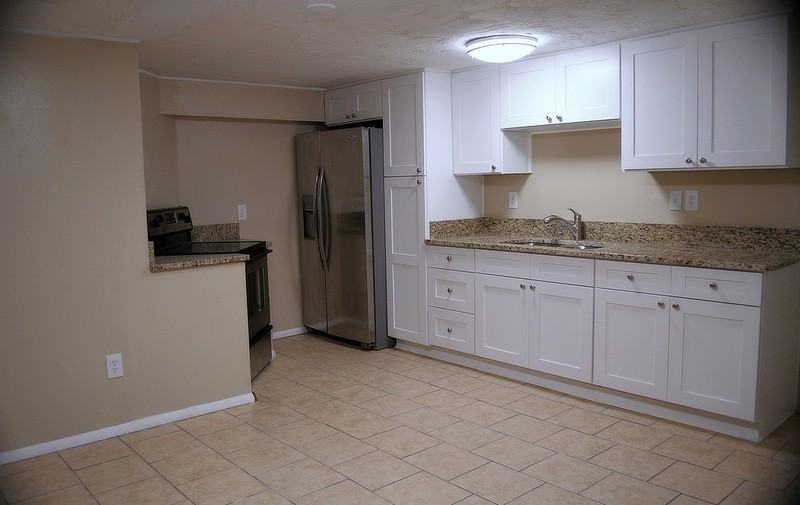 1735 Sutton Avenue #5 - Photo 3 of 11