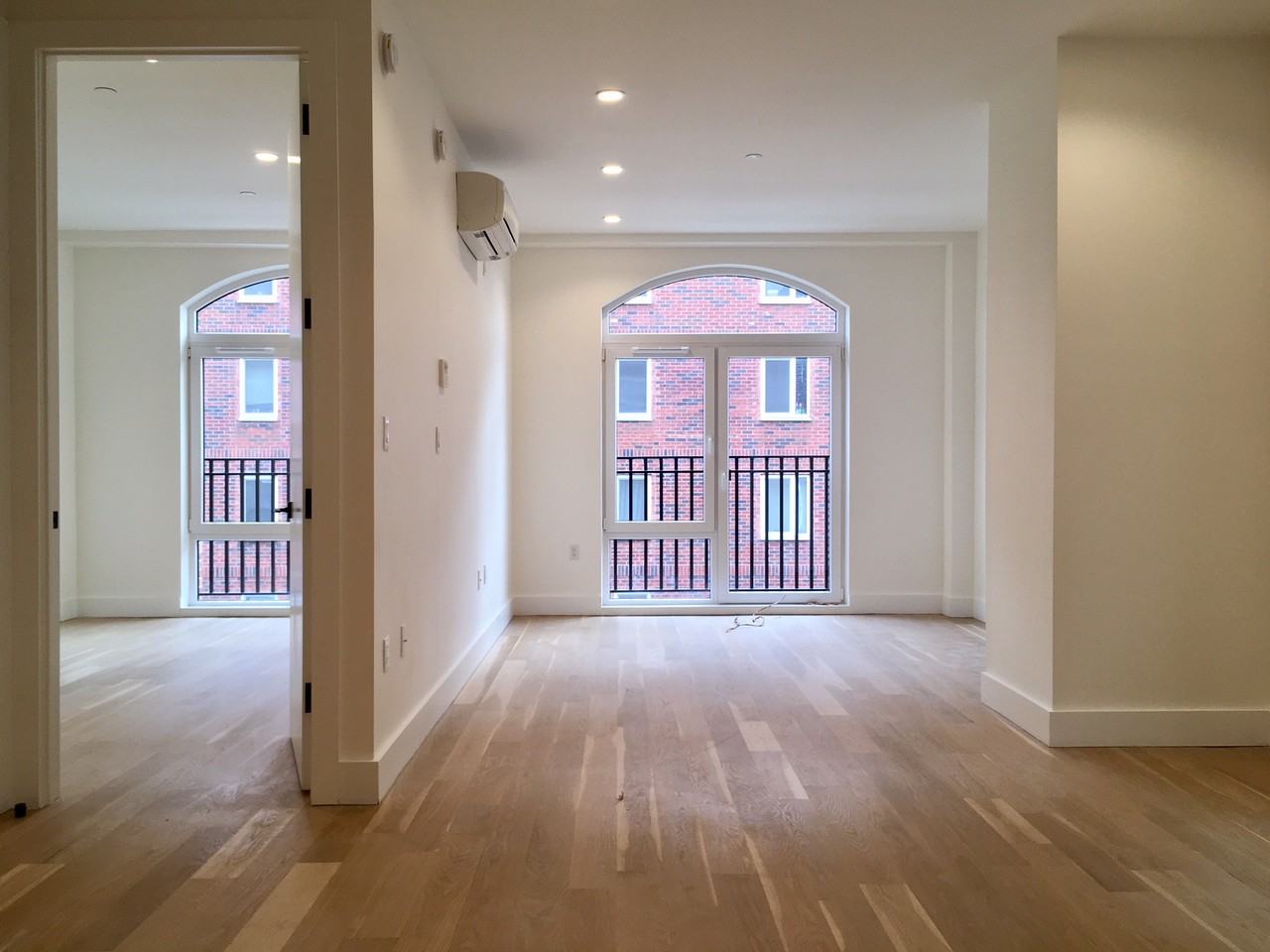 961 Willoughby Avenue #302