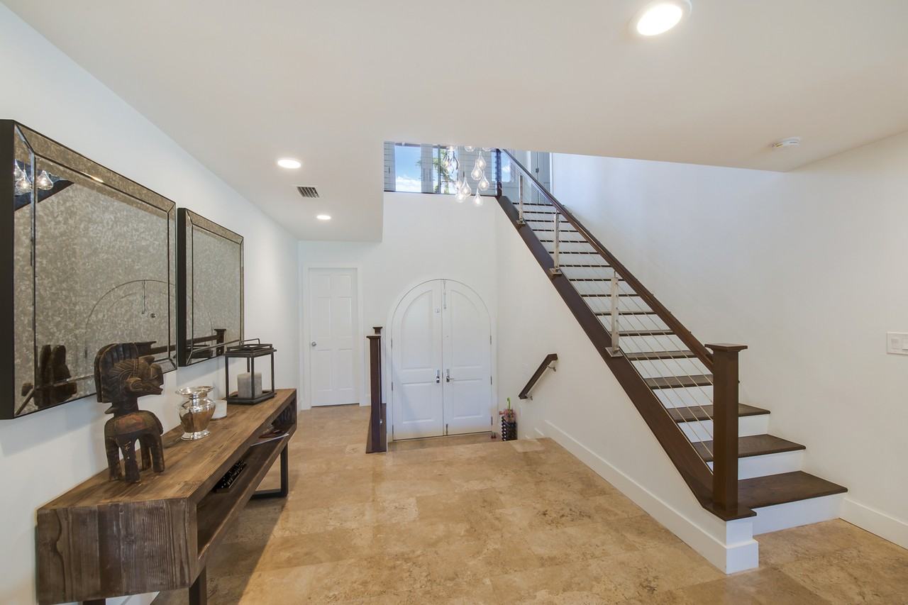 13630 Deering Bay Dr - Photo 2 of 15