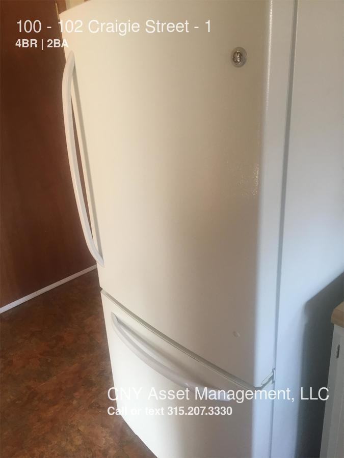 102 Craigie St #1 - Photo 3 of 9