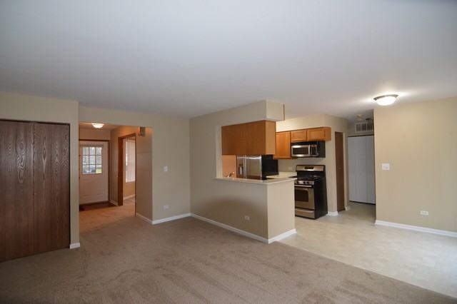 3334 Southport Dr - Photo 3 of 18