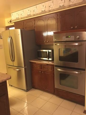 19137 Loomis Ave - Photo 3 of 14