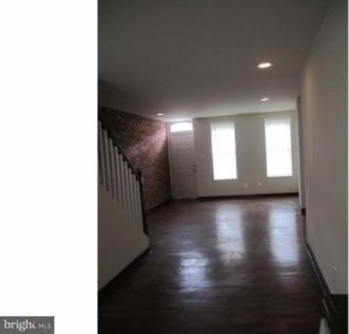 1020 McDowell Ct - Photo 2 of 6