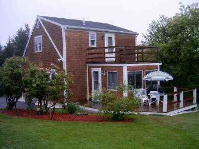 1 Dexter Ave - Photo 3 of 6