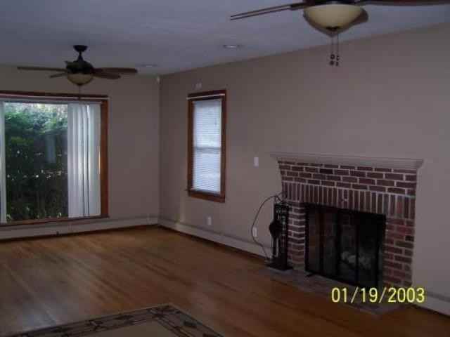 115 N Main St - Photo 3 of 6