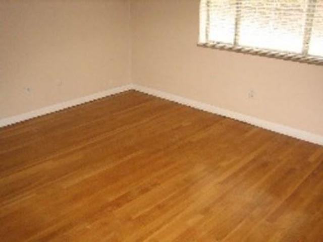 2565 Charing Rd - Photo 3 of 6