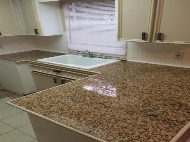 9135 Maynard Ave - Photo 3 of 6