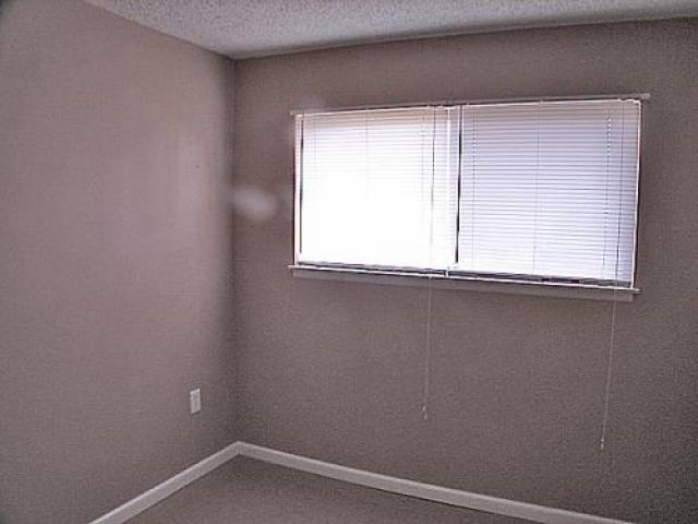 25 Jay Pl - Photo 2 of 6