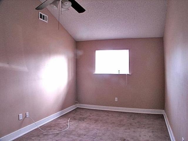 25 Jay Pl - Photo 3 of 6