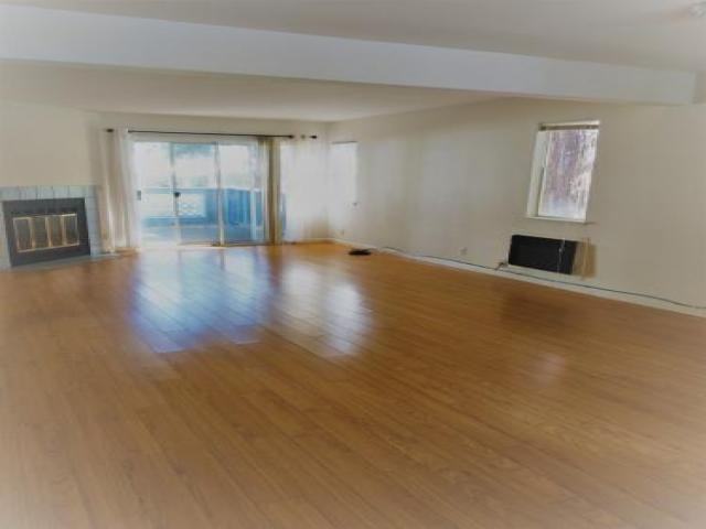 1545 Four Oaks Cir - Photo 3 of 6