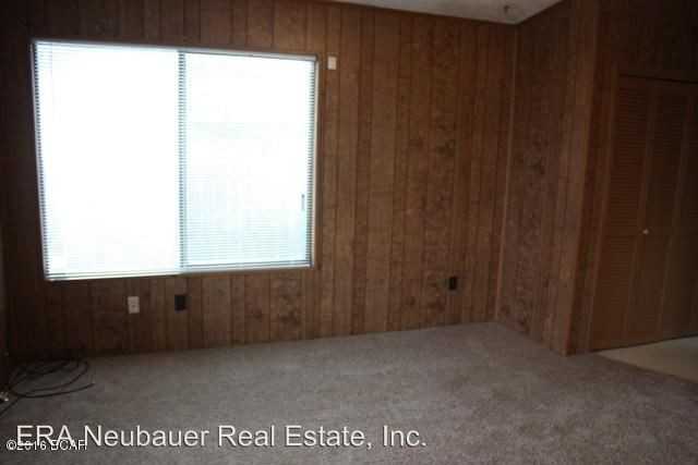 5814 Pinetree Ave - Photo 3 of 13