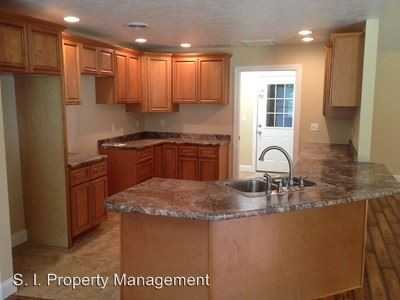 11138 Zachary Dr - Photo 3 of 11