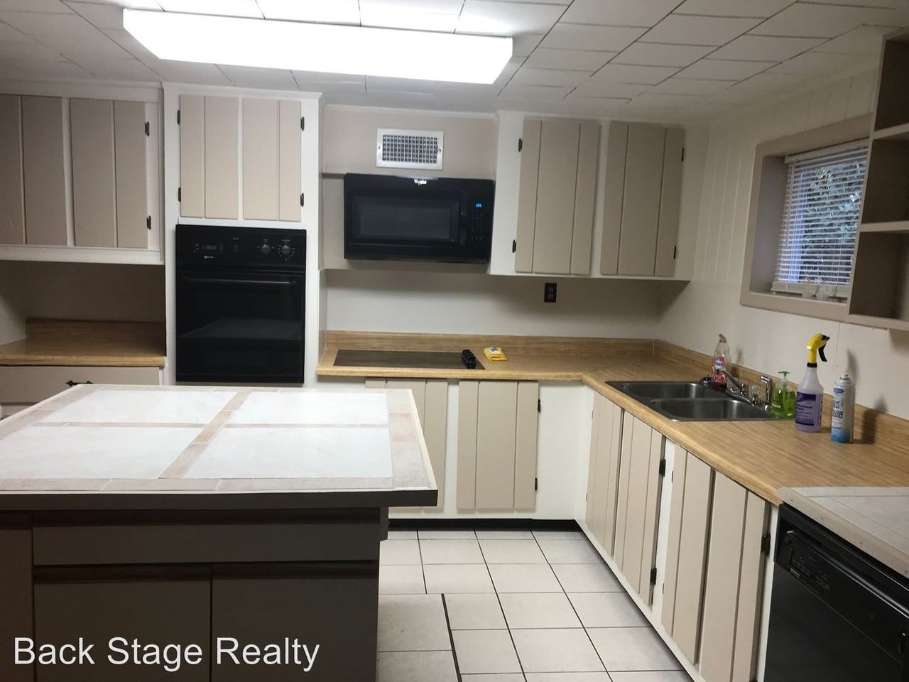 89 Bear Head Rd - Photo 2 of 23