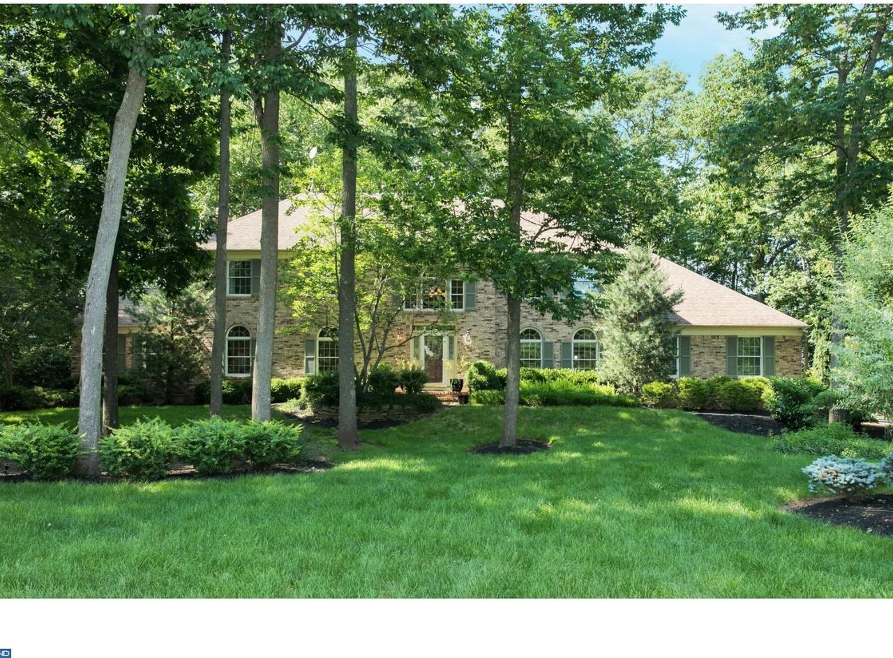 24 Coddington Ct - Photo 2 of 25