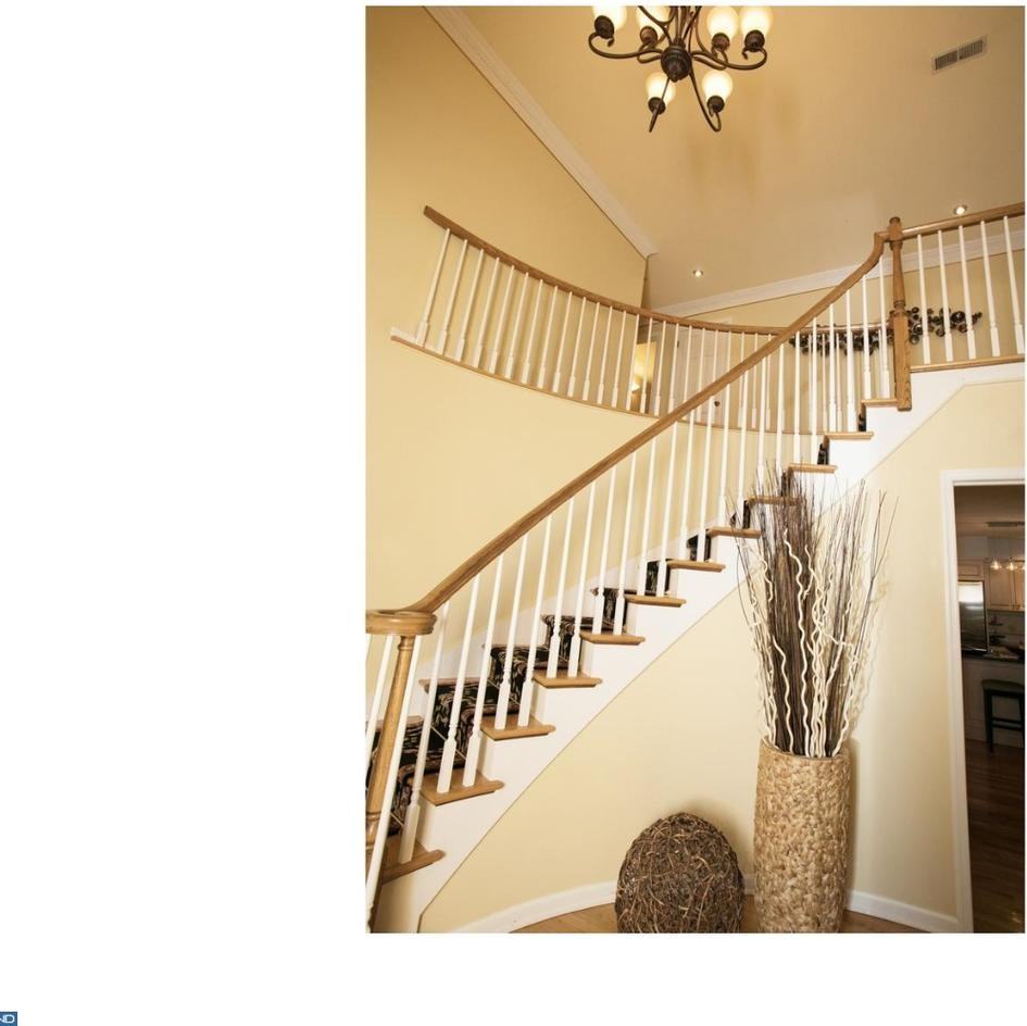 24 Coddington Ct - Photo 3 of 25