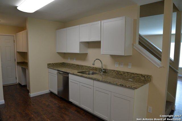 6734 Honeyridge Lane - Photo 3 of 10