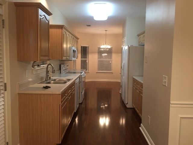 6864 Bridgewater Dr - Photo 3 of 15