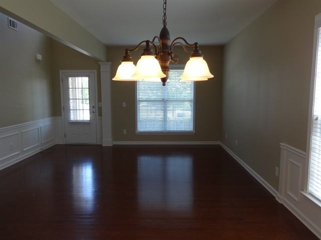 922 Idlewood Dr - Photo 3 of 10