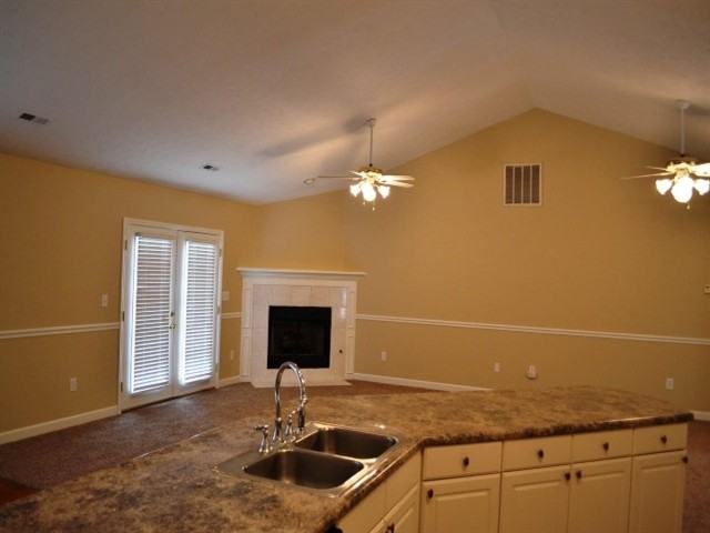 209 Jones Rd - Photo 3 of 12