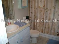 425 Carrigan Ave - Photo 3 of 10