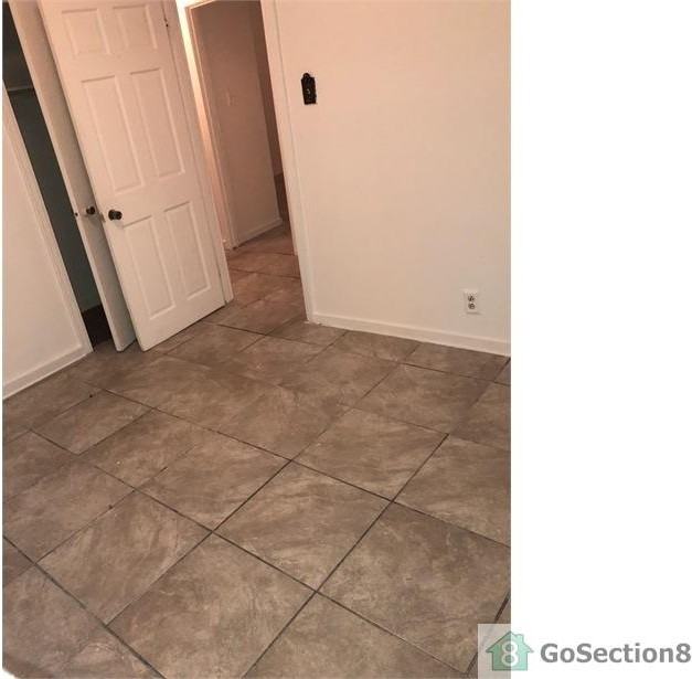 1431 Daytona Dr - Photo 3 of 5