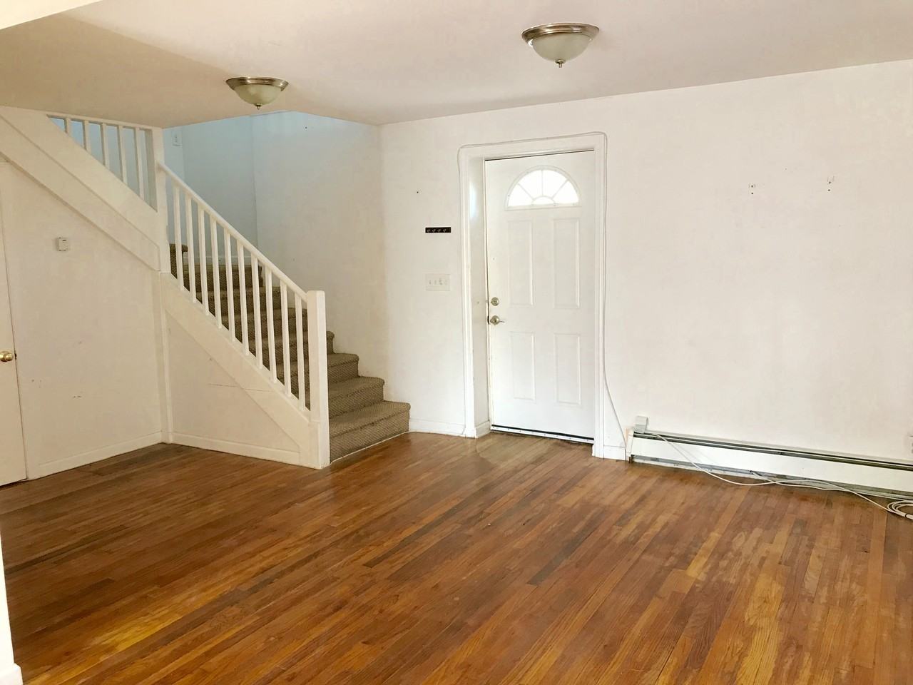 52 Montrose Station Rd - Photo 2 of 5