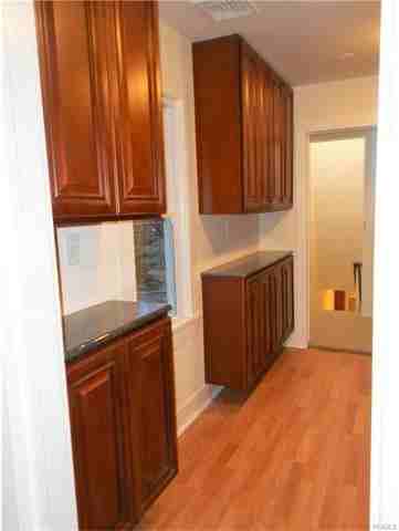 45 Circular St - Photo 3 of 13