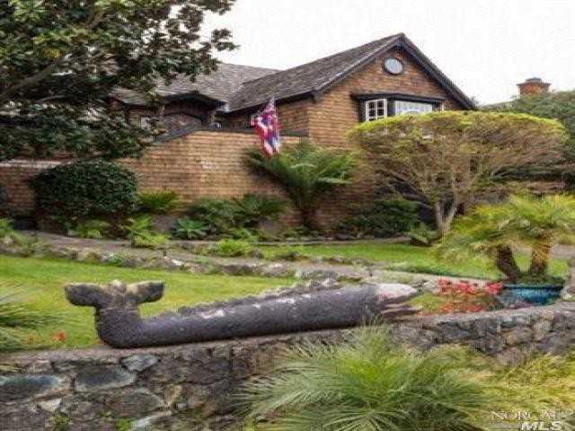 23 Acacia Ave - Photo 2 of 6