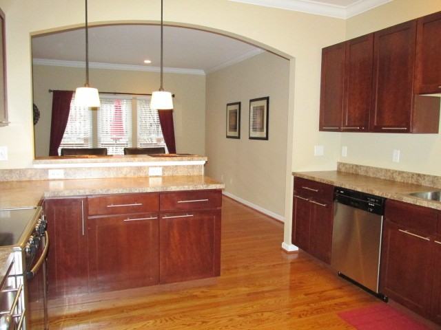 3473 Cambridge Ave - Photo 3 of 23