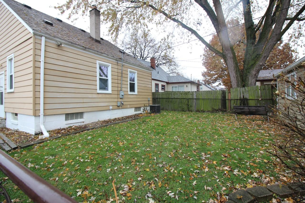 15951 Dasher Ave - Photo 3 of 15