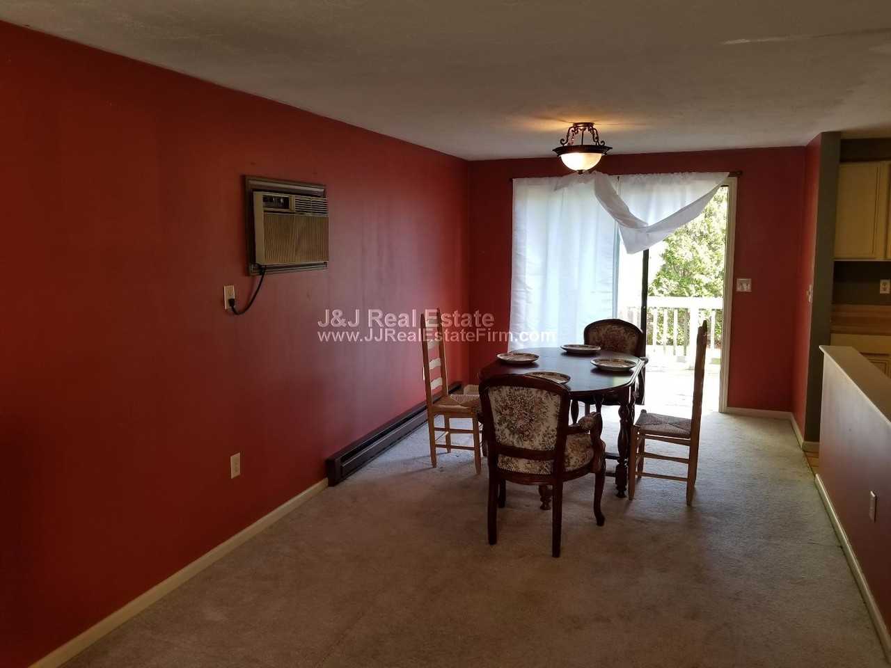 18 Gover Rd - Photo 3 of 7