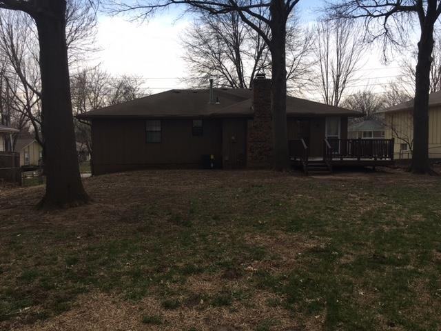 300 SE Moreland School Rd - Photo 3 of 20