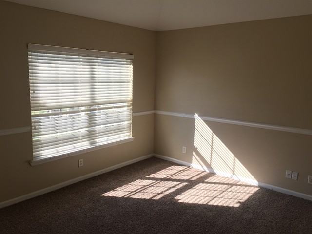 12311 Harbor Winds Dr N - Photo 2 of 20